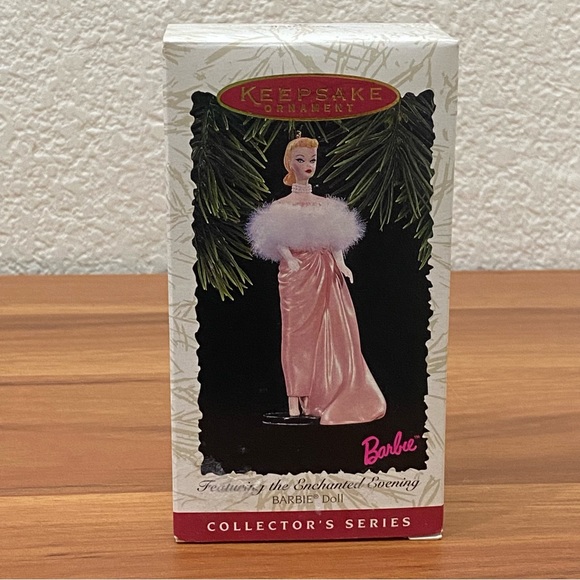 Vintage 1996 Hallmark Keepsake Enchanted Evening Barbie Christmas Tree Ornament - Picture 3 of 13